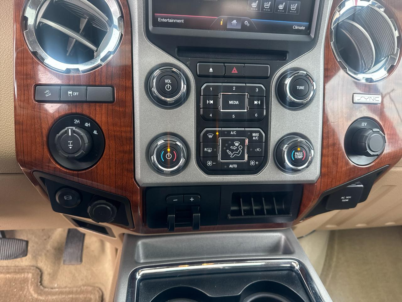 Ford F-250 SD King Ranch Crew Cab 4WD 2015