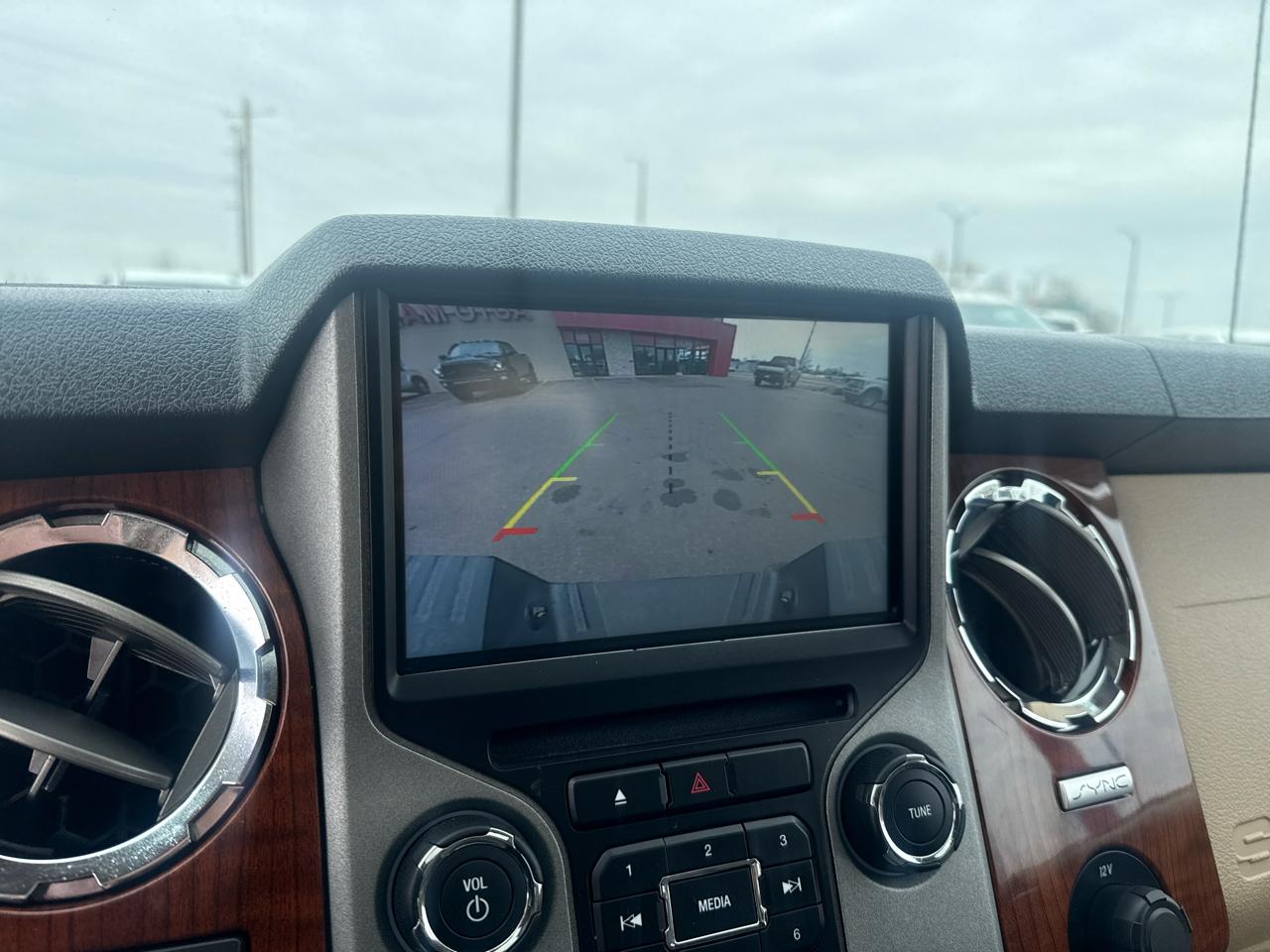 Ford F-250 SD King Ranch Crew Cab 4WD 2015