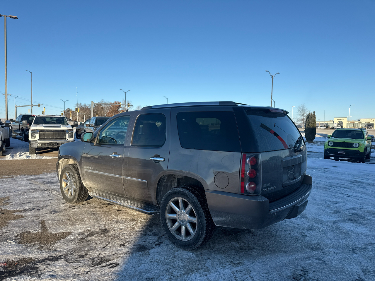 GMC Yukon Denali 4WD 2012
