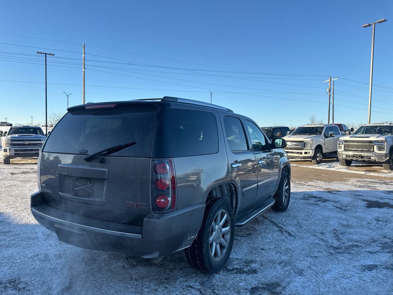 GMC Yukon Denali 4WD 2012