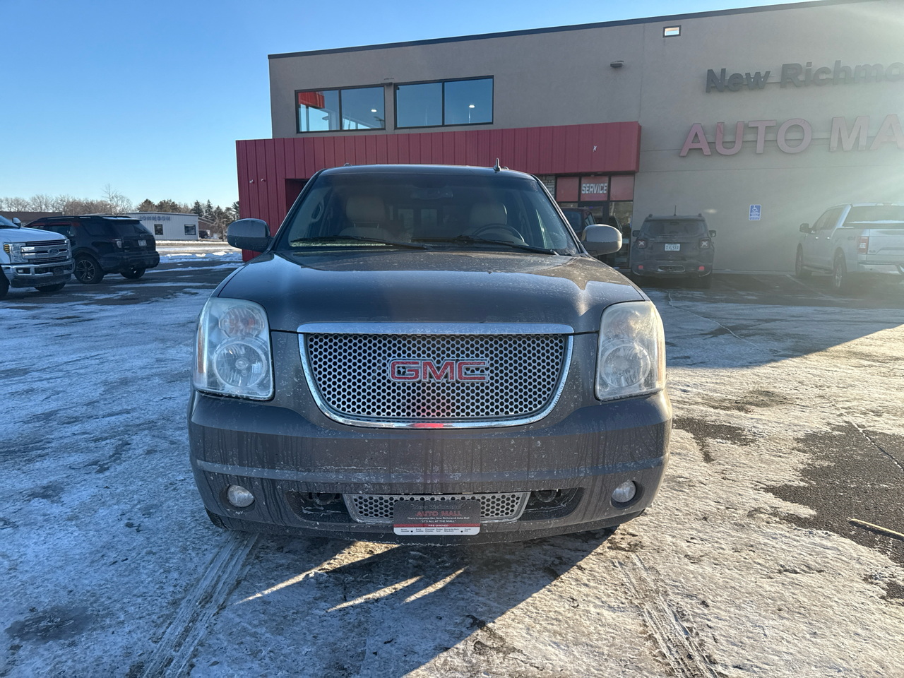 GMC Yukon Denali 4WD 2012