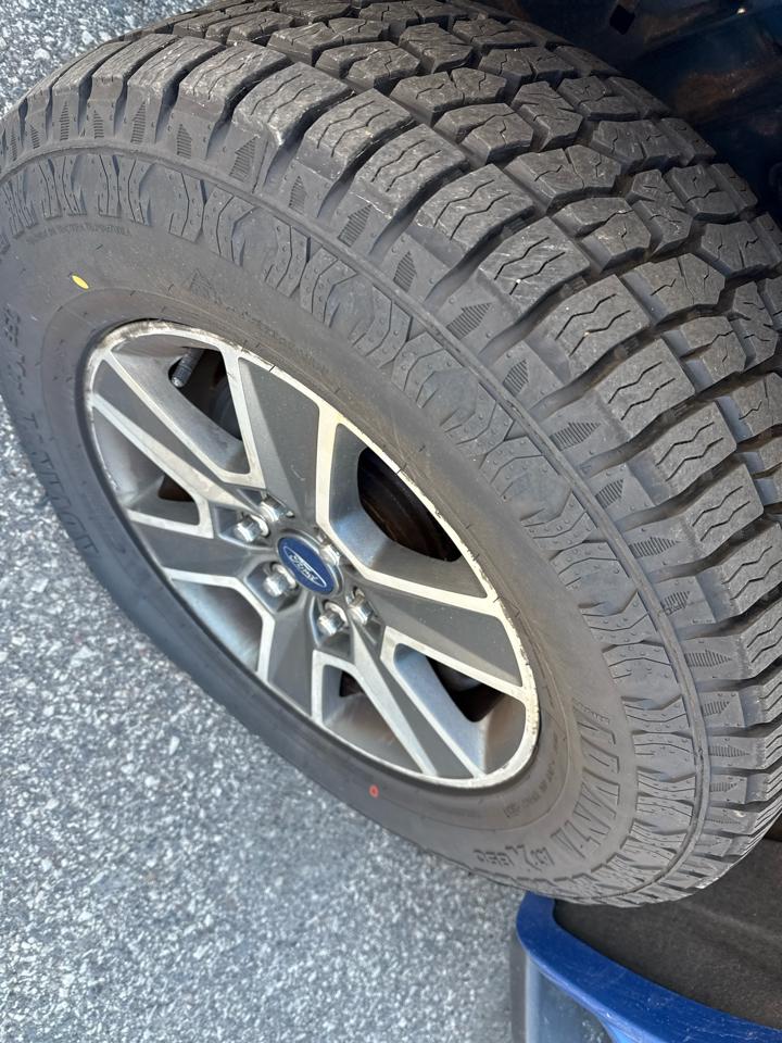 Ford F-150 XLT SuperCrew 5.5-ft. Bed 4WD 2015