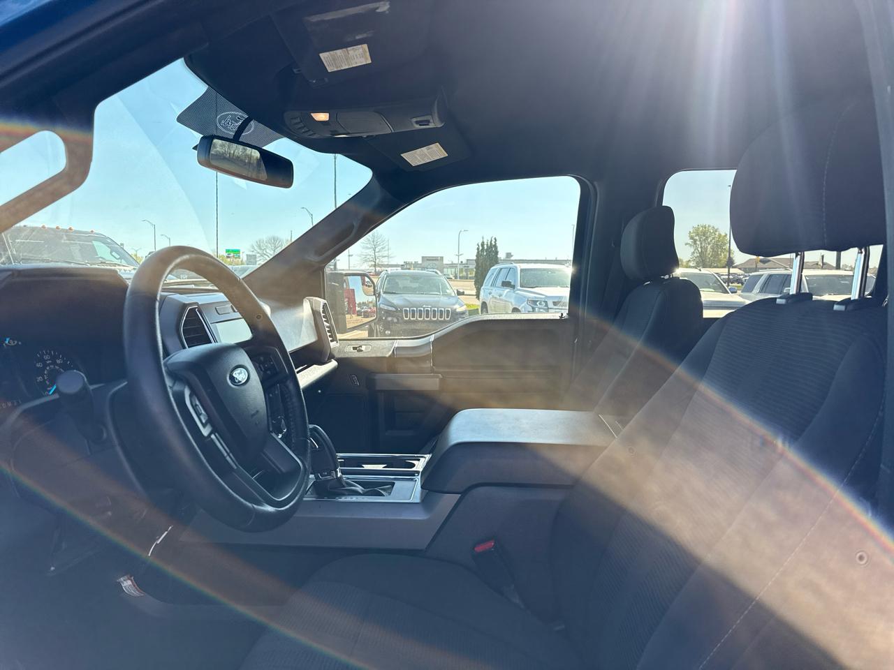 Ford F-150 XLT SuperCrew 5.5-ft. Bed 4WD 2015
