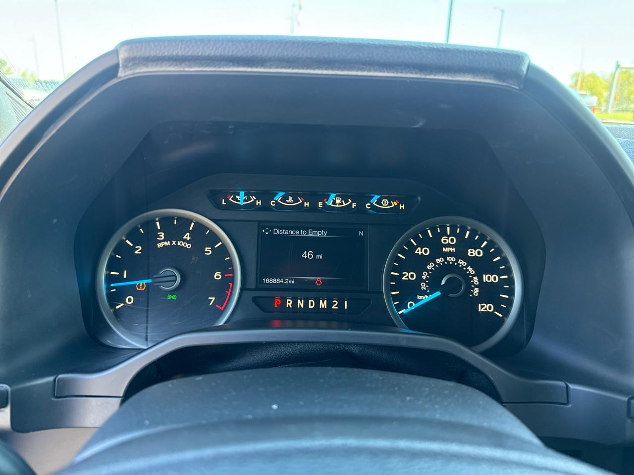 Ford F-150 XLT SuperCrew 5.5-ft. Bed 4WD 2015