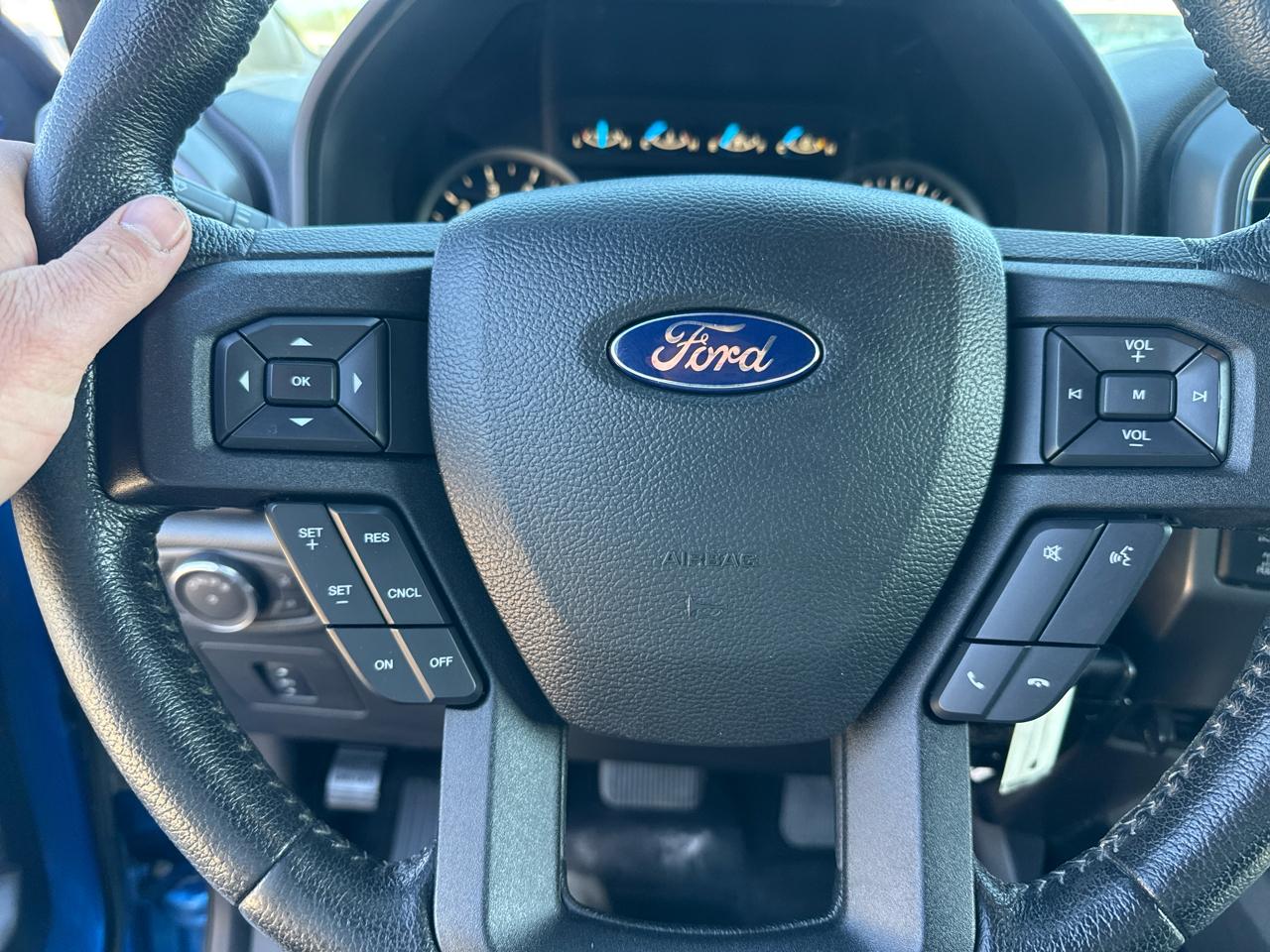 Ford F-150 XLT SuperCrew 5.5-ft. Bed 4WD 2015