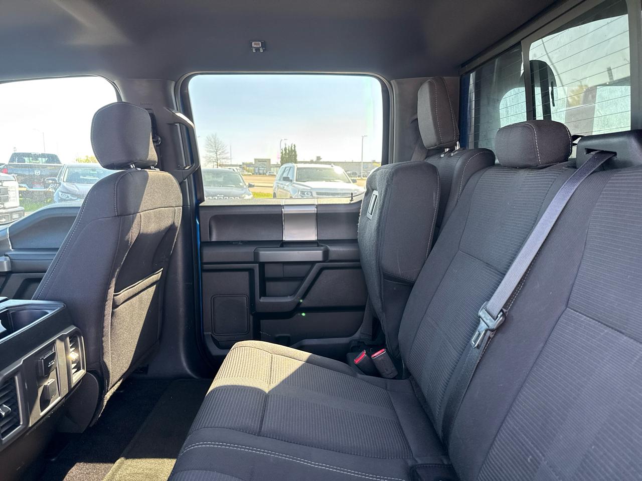 Ford F-150 XLT SuperCrew 5.5-ft. Bed 4WD 2015
