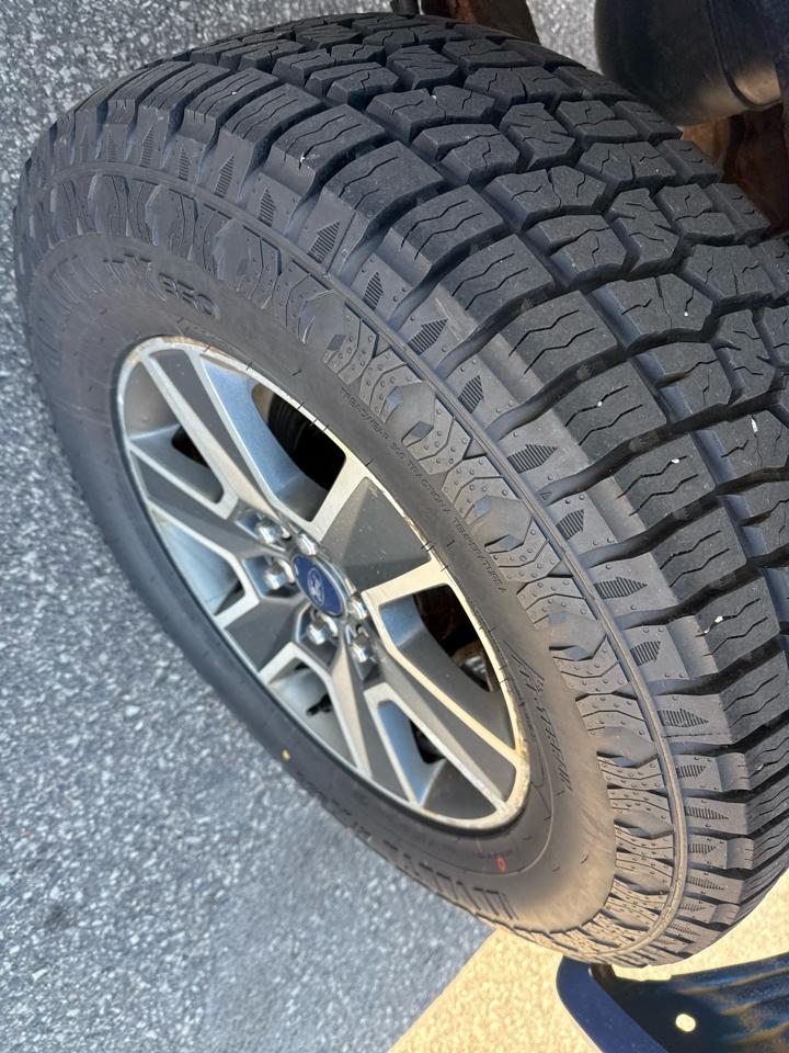 Ford F-150 XLT SuperCrew 5.5-ft. Bed 4WD 2015