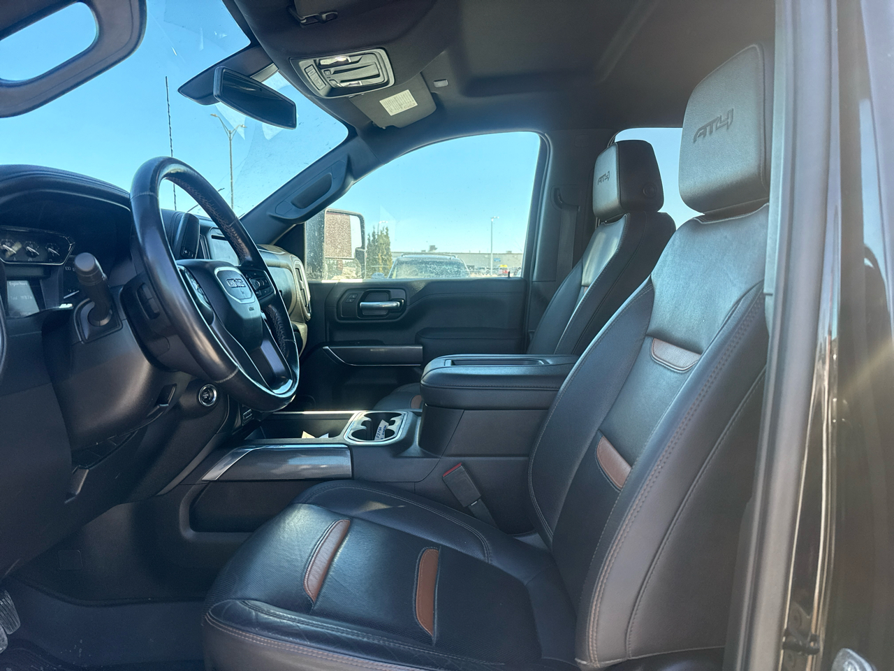 GMC Sierra 2500HD AT4 Crew Cab 4WD 2022