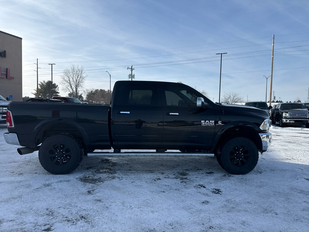 RAM 3500 Laramie Crew Cab SWB 4WD 2015