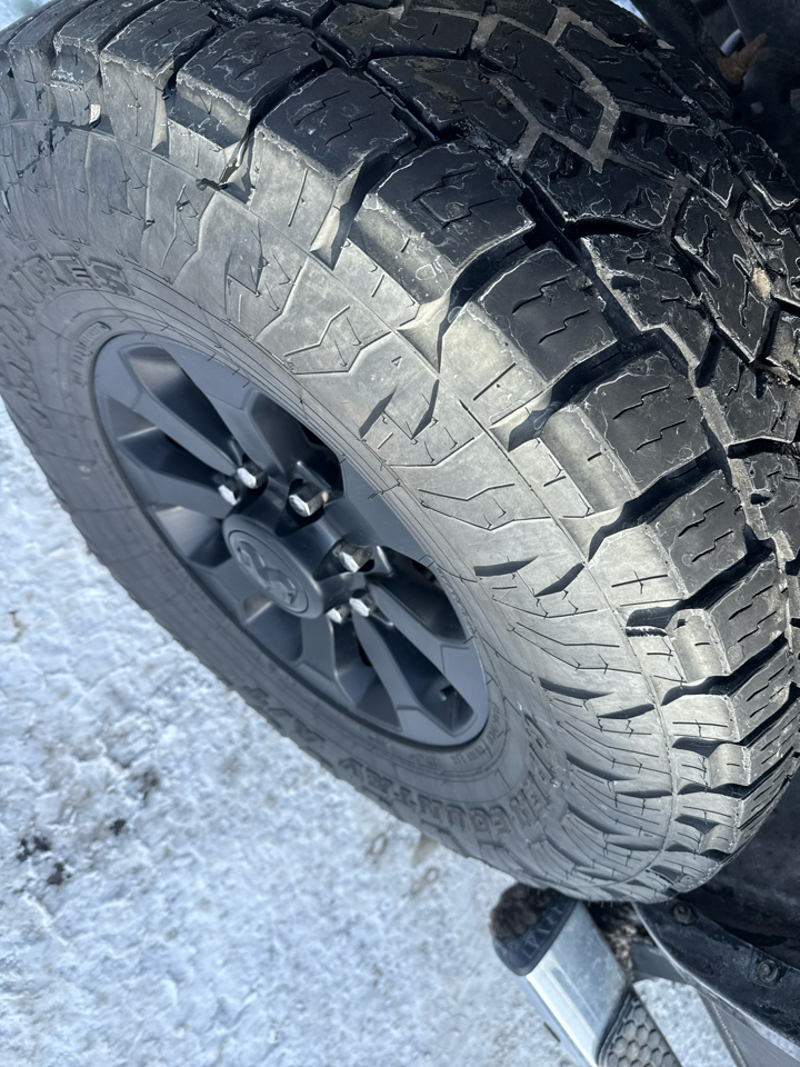 RAM 3500 Laramie Crew Cab SWB 4WD 2015