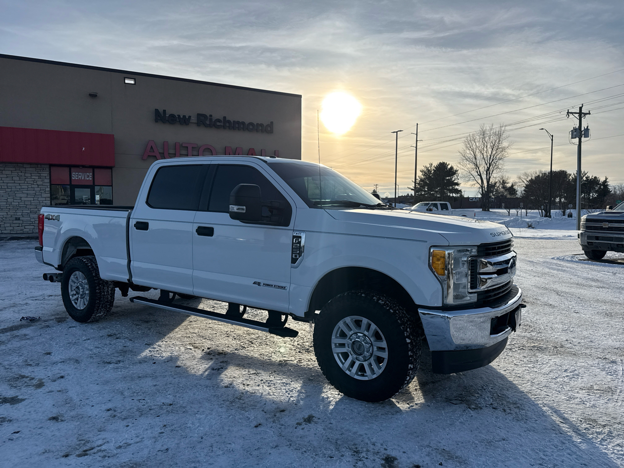 Ford F-250 SD XLT Crew Cab 4WD 2017