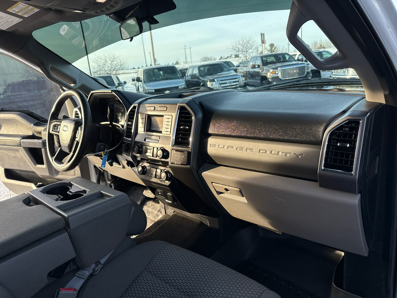 Ford F-250 SD XLT Crew Cab 4WD 2017