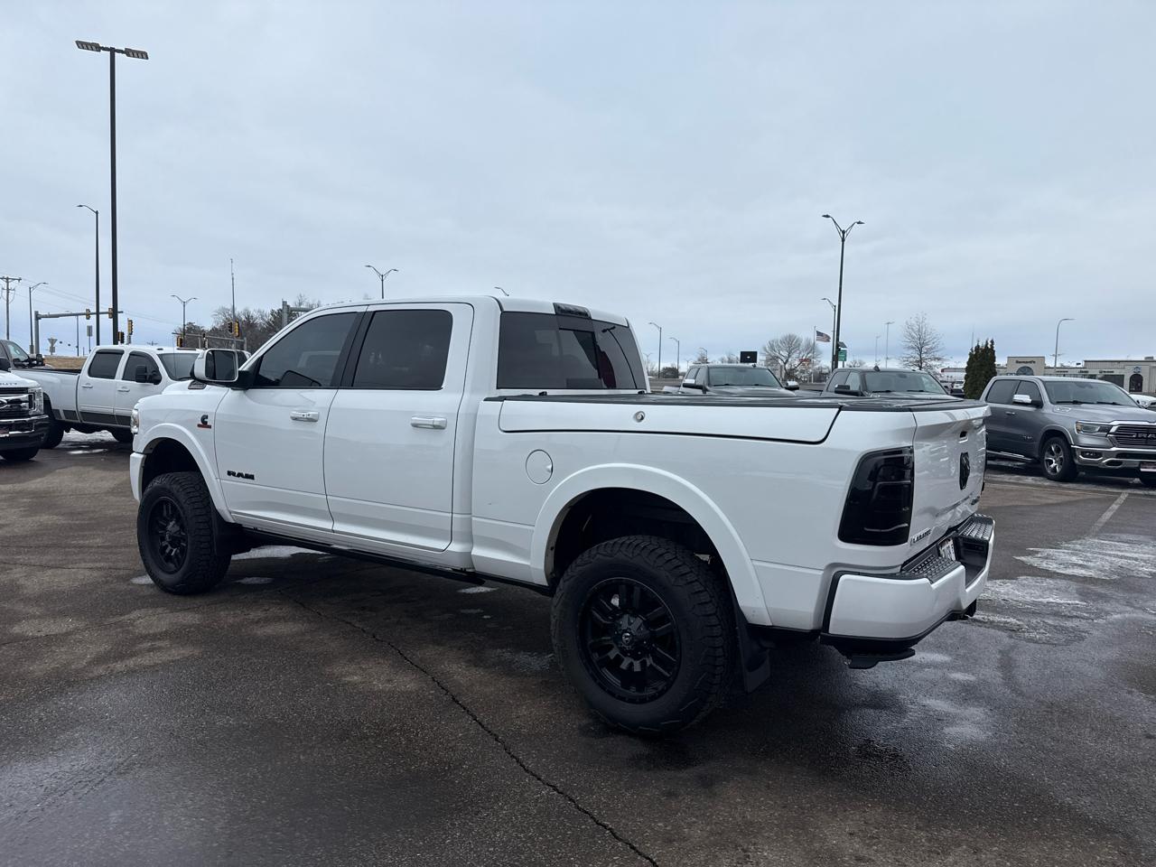 RAM 3500 Laramie Crew Cab SWB 4WD 2019