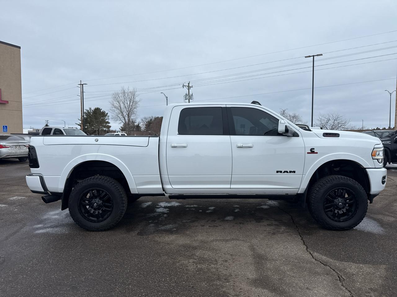 RAM 3500 Laramie Crew Cab SWB 4WD 2019