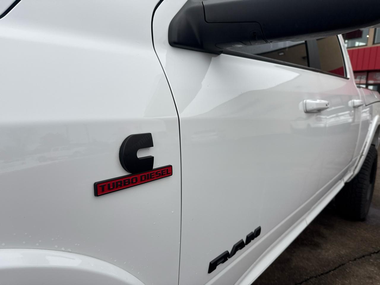 RAM 3500 Laramie Crew Cab SWB 4WD 2019