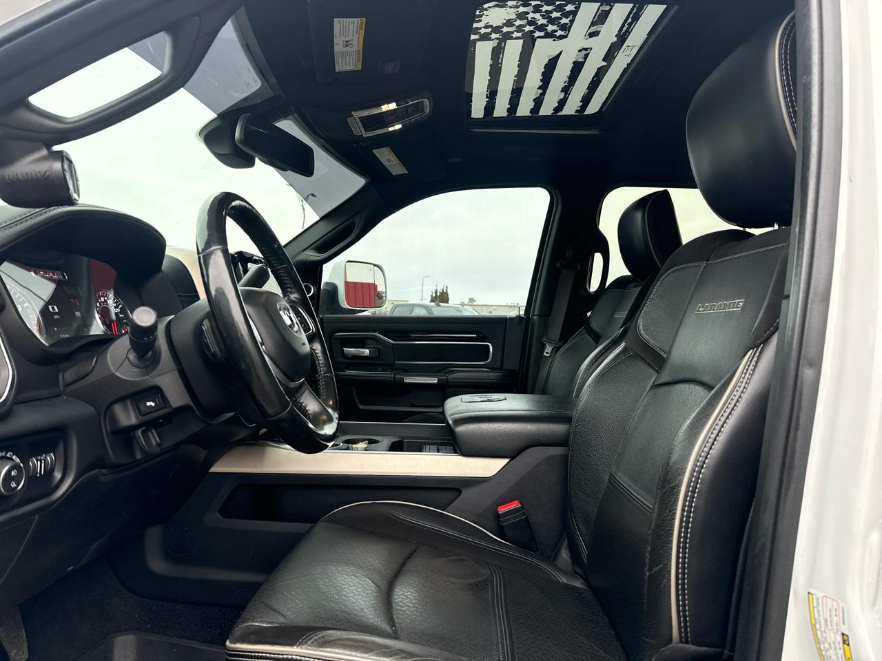 RAM 3500 Laramie Crew Cab SWB 4WD 2019