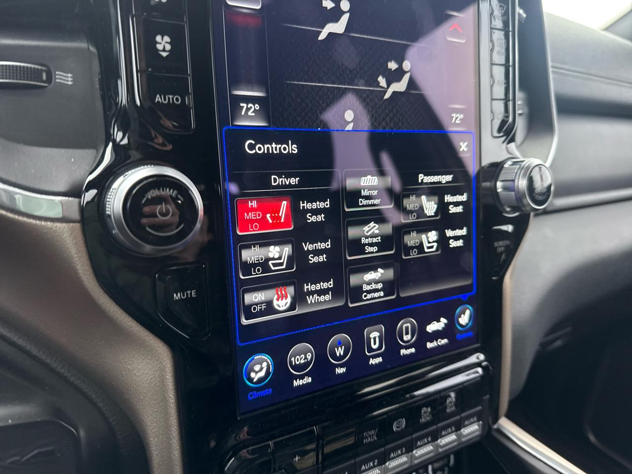 RAM 3500 Laramie Crew Cab SWB 4WD 2019