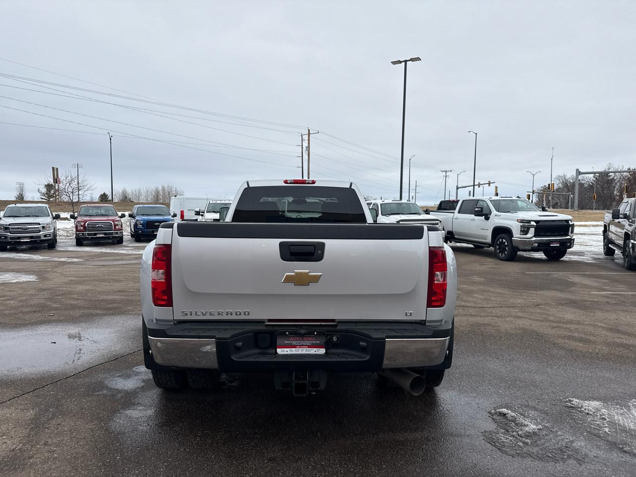 Chevrolet Silverado 3500HD LT Crew Cab 4WD 2011