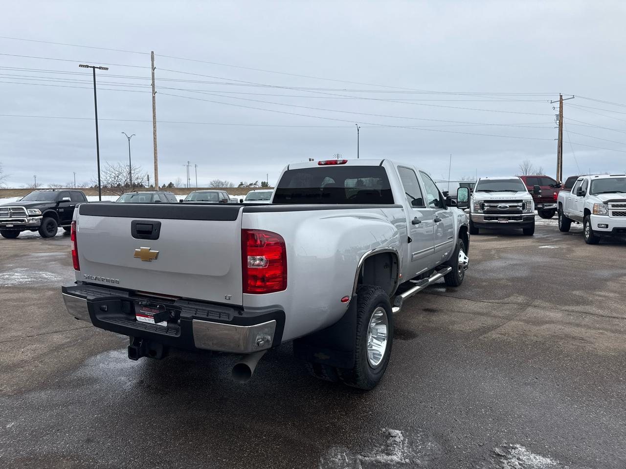 Chevrolet Silverado 3500HD LT Crew Cab 4WD 2011