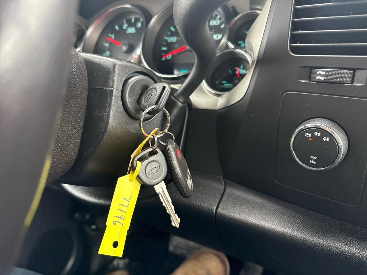 Chevrolet Silverado 3500HD LT Crew Cab 4WD 2011