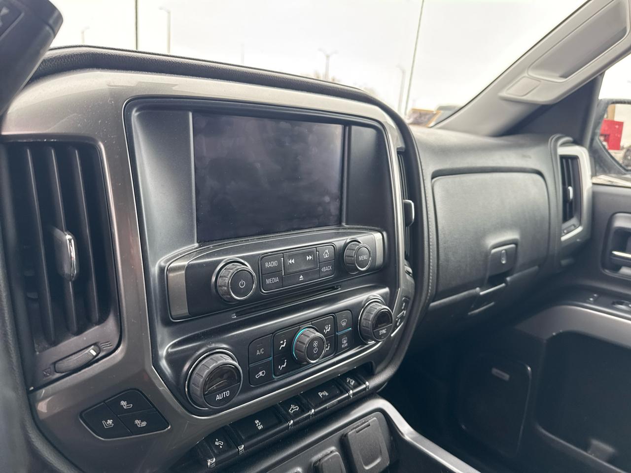 Chevrolet Silverado 1500 LTZ Crew Cab 4WD 2018