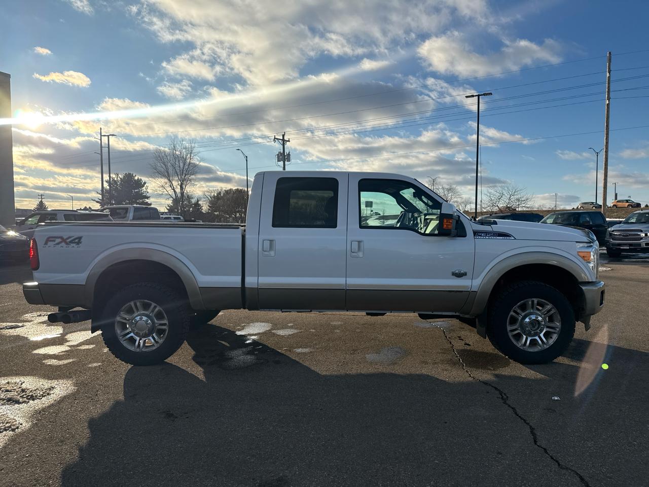 Ford F-350 SD King Ranch Crew Cab 4WD 2014