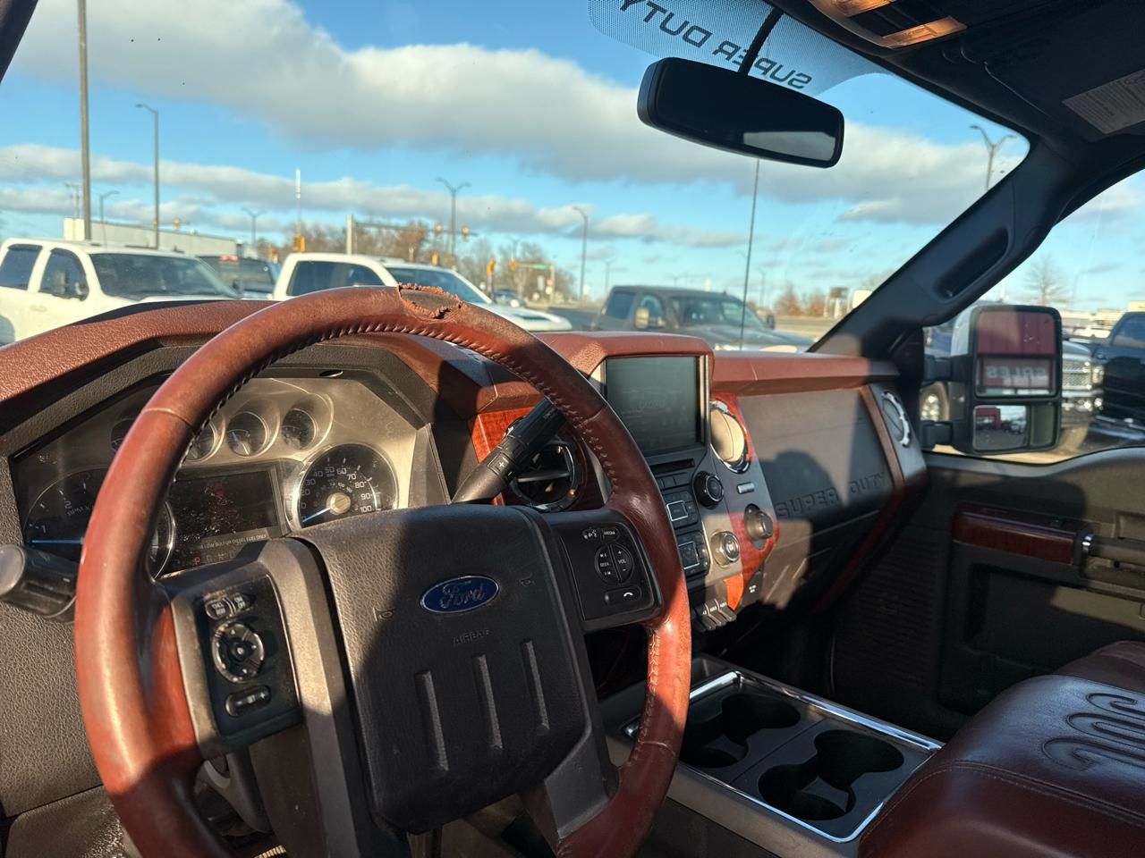 Ford F-350 SD King Ranch Crew Cab 4WD 2014