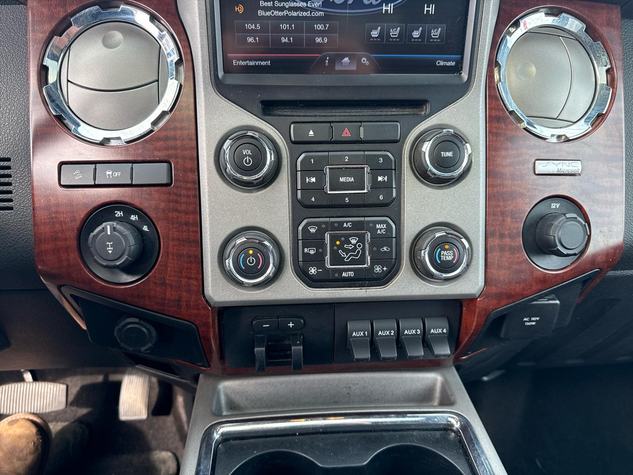 Ford F-350 SD King Ranch Crew Cab 4WD 2014