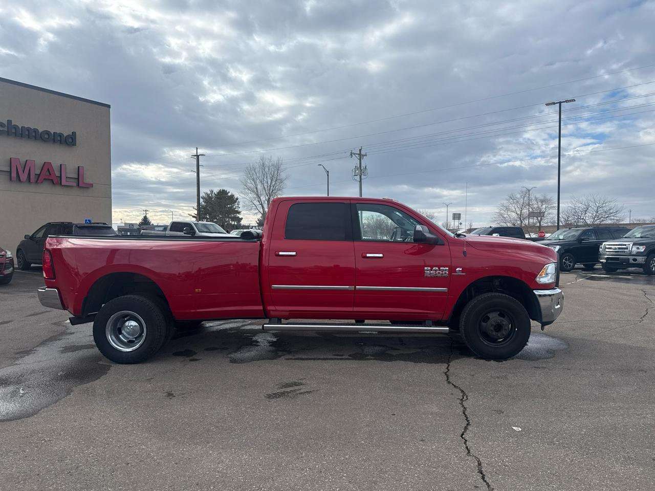 RAM 3500 SLT Crew Cab LWB 4WD DRW 2016