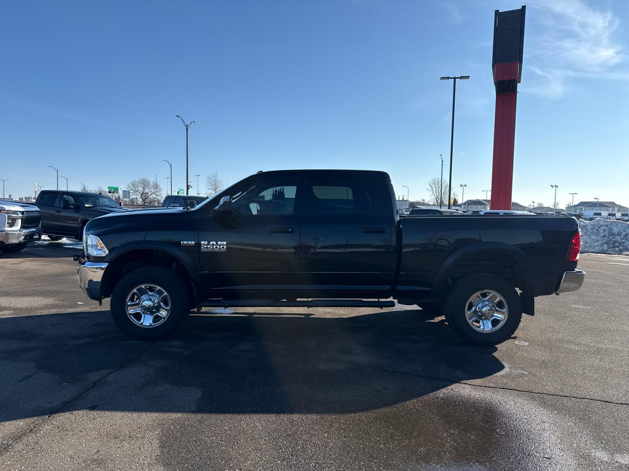 RAM 2500 Tradesman Crew Cab SWB 4WD 2017