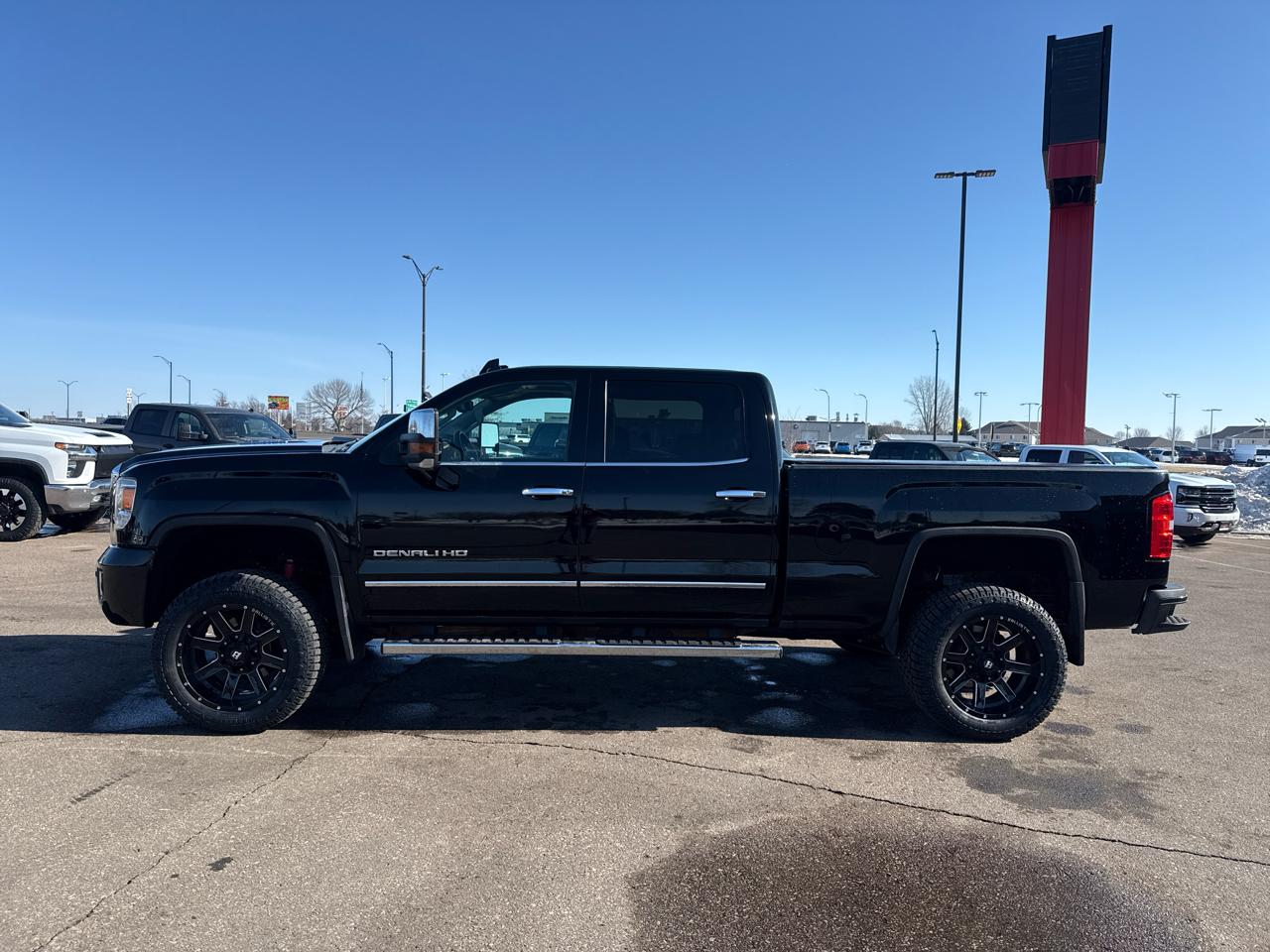 GMC Sierra 2500HD Denali Crew Cab 4WD 2016