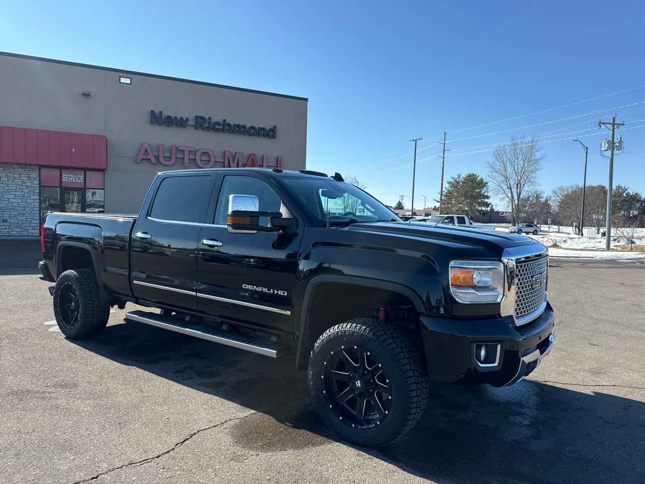 GMC Sierra 2500HD Denali Crew Cab 4WD 2016