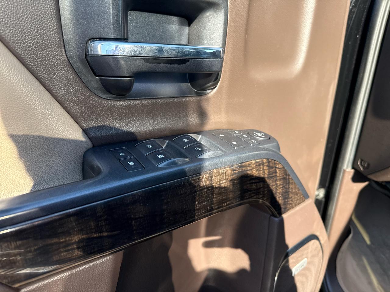 GMC Sierra 2500HD Denali Crew Cab 4WD 2016