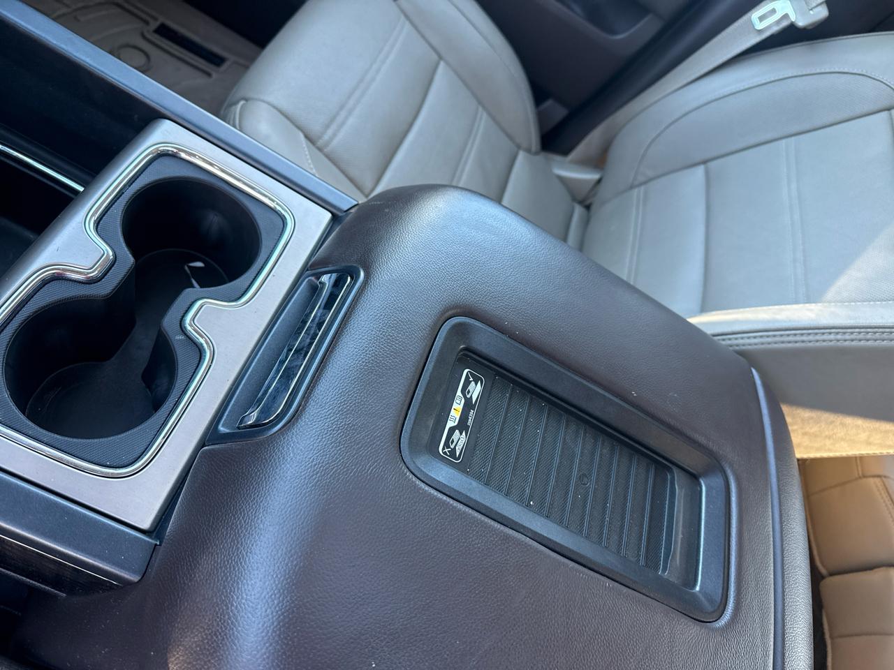 GMC Sierra 2500HD Denali Crew Cab 4WD 2016