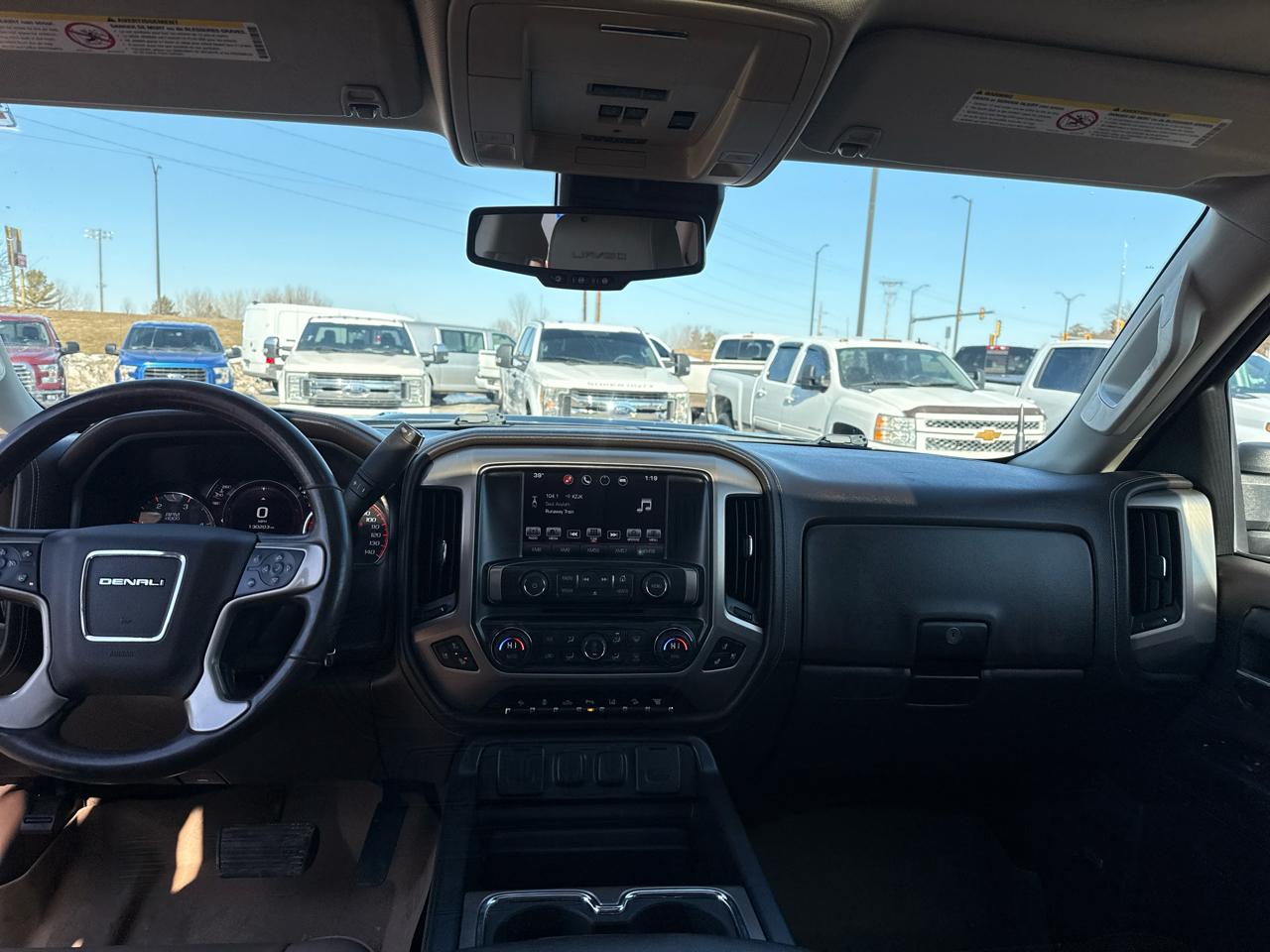 GMC Sierra 2500HD Denali Crew Cab 4WD 2016