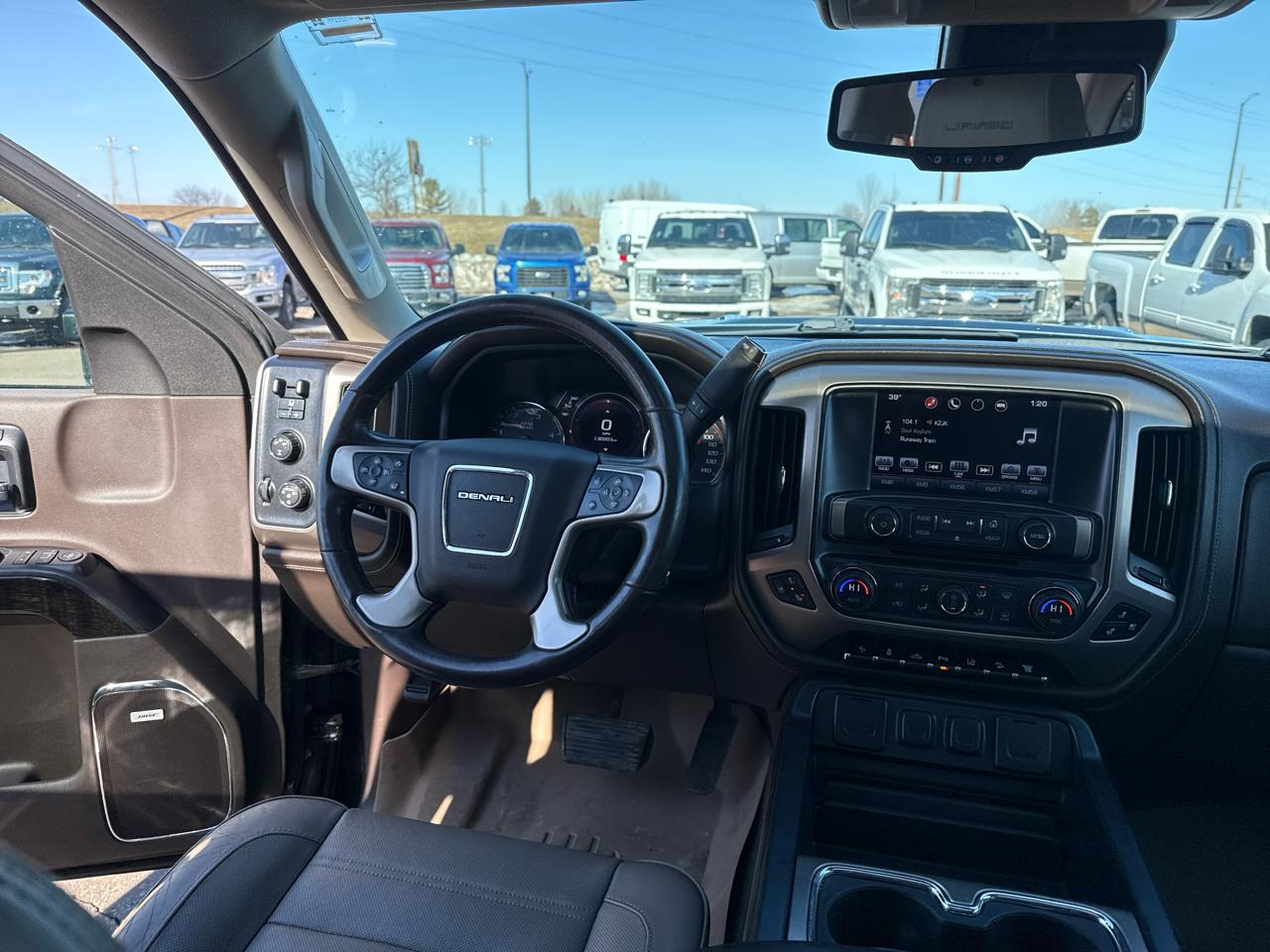 GMC Sierra 2500HD Denali Crew Cab 4WD 2016