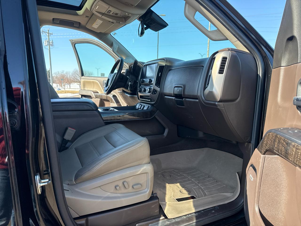 GMC Sierra 2500HD Denali Crew Cab 4WD 2016