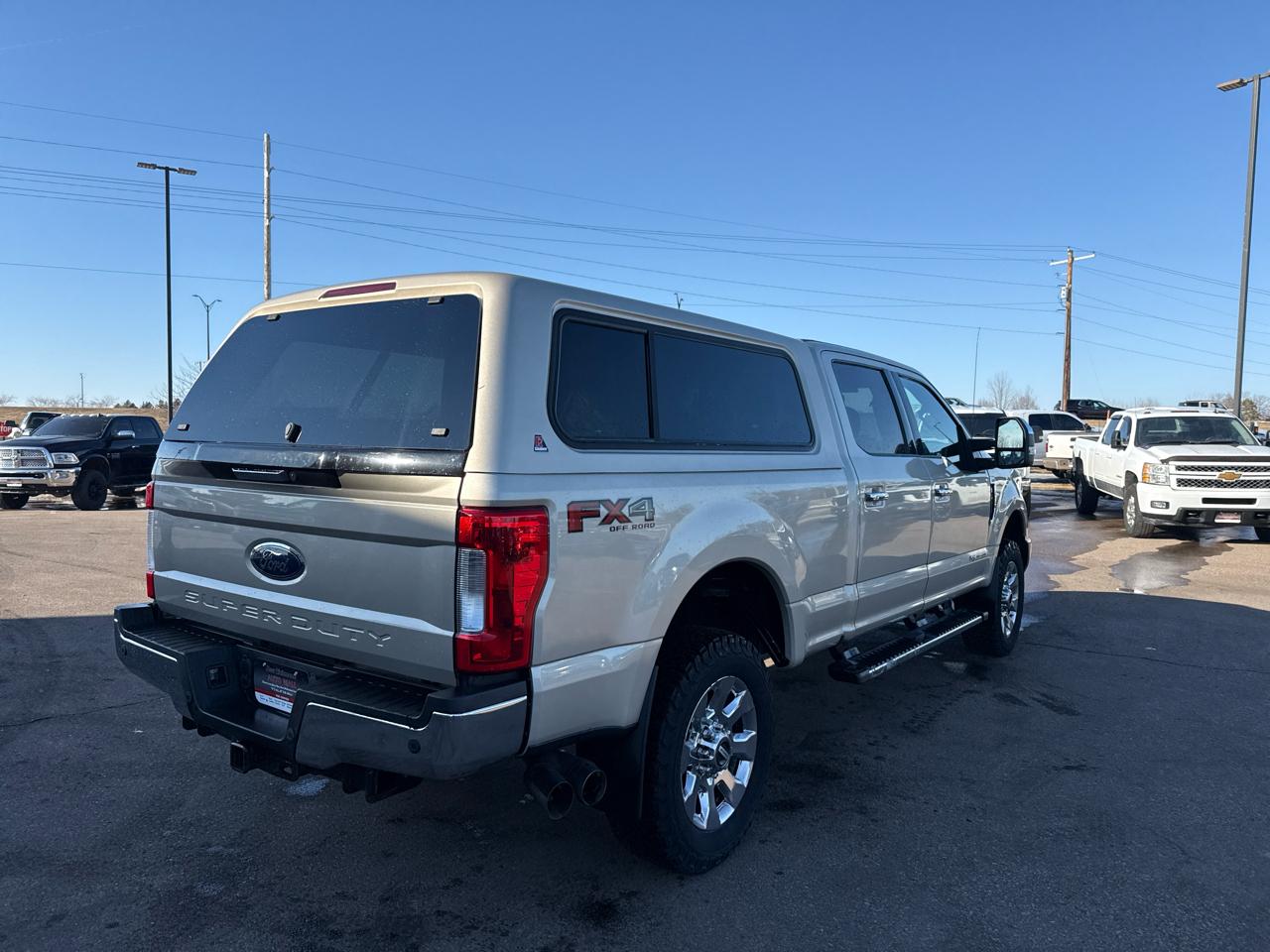 Ford F-250 SD Lariat Crew Cab SWB 4WD 2017