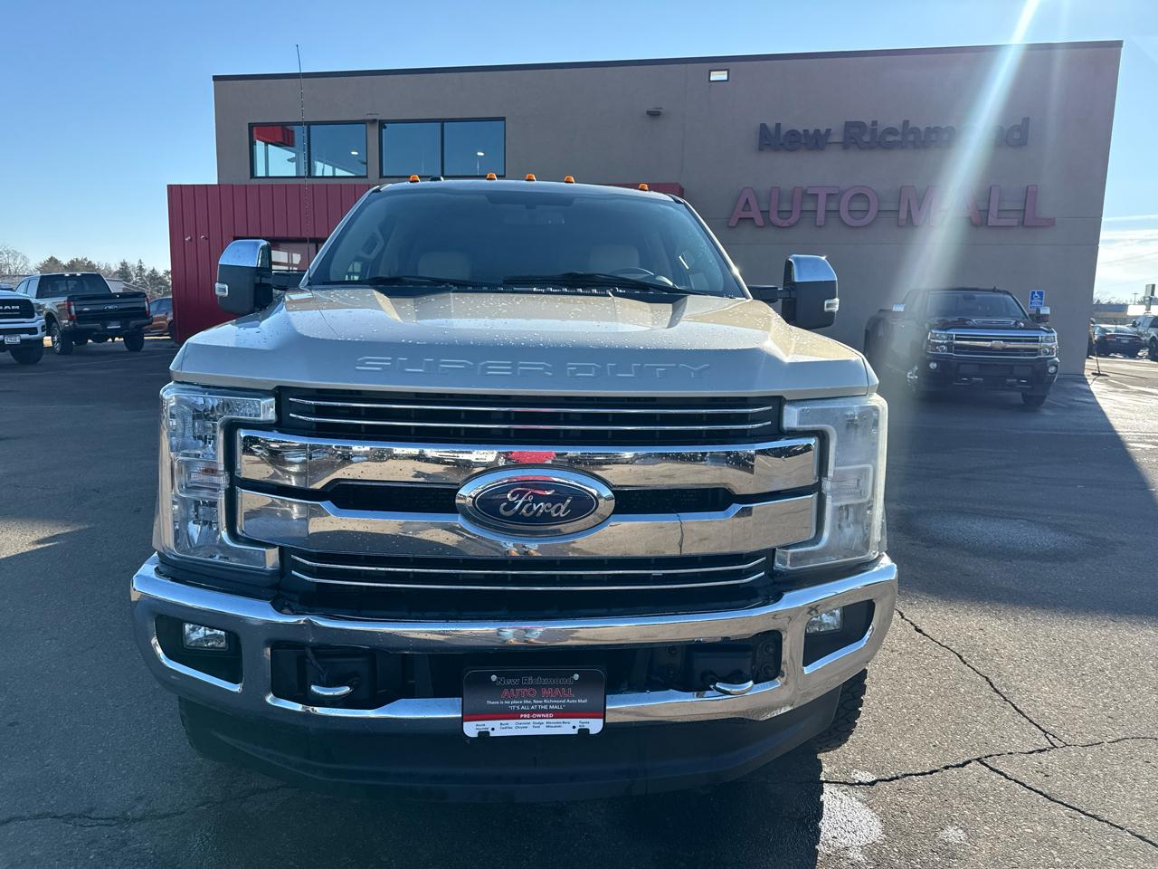 Ford F-250 SD Lariat Crew Cab SWB 4WD 2017