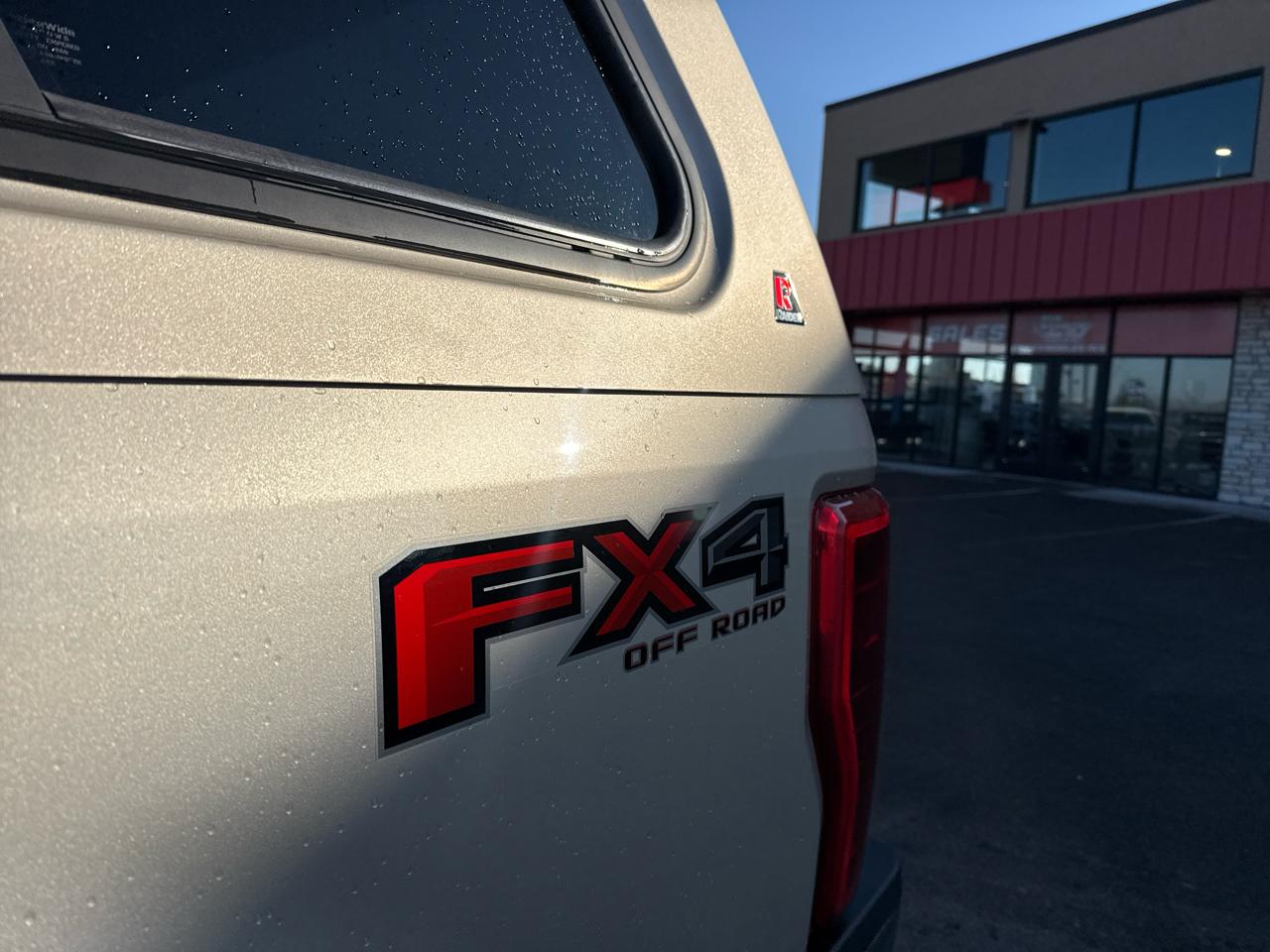 Ford F-250 SD Lariat Crew Cab SWB 4WD 2017