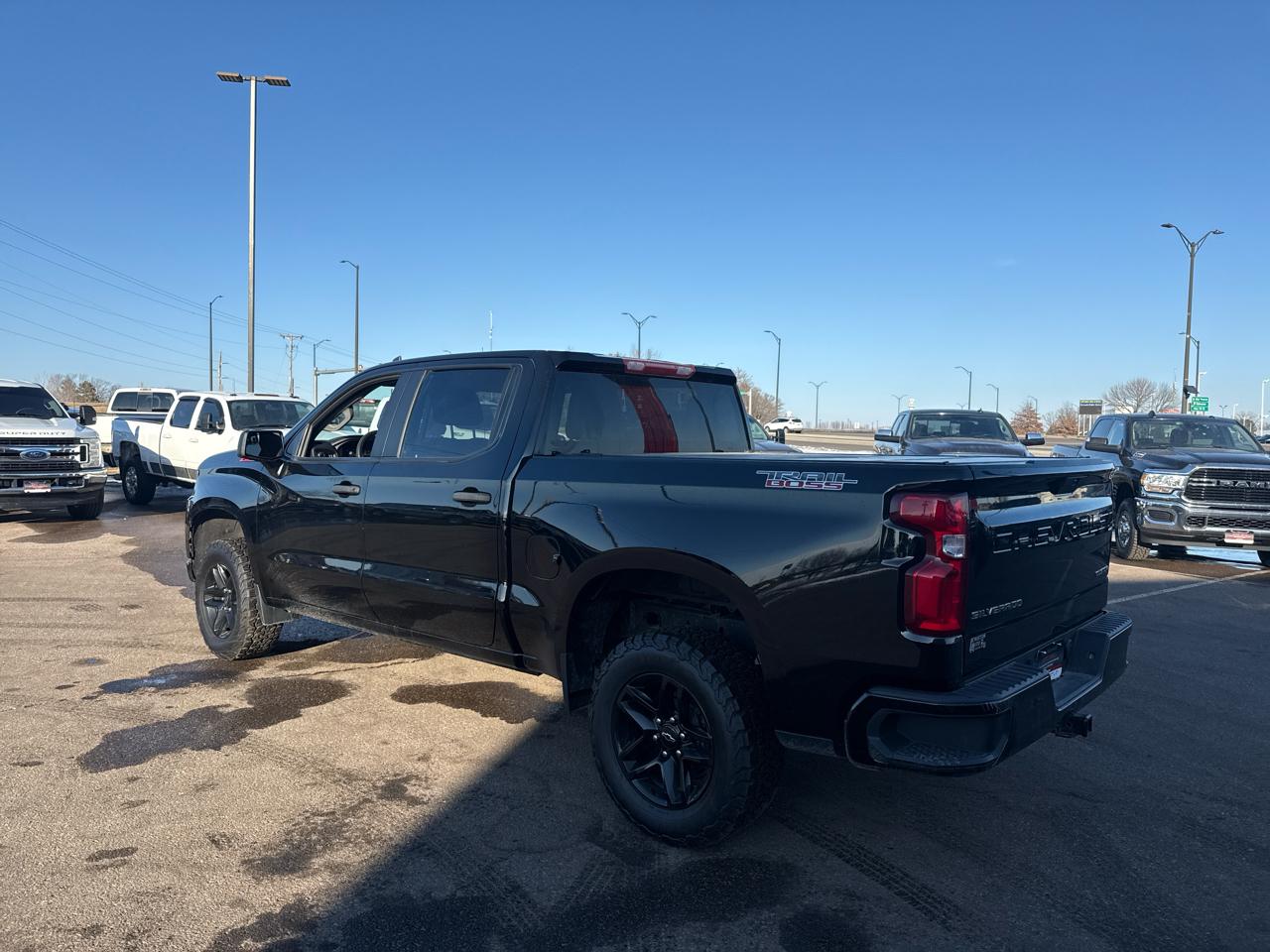 Chevrolet Silverado 1500 Limited Custom Trail Boss Crew Cab Short Box 4WD 2022