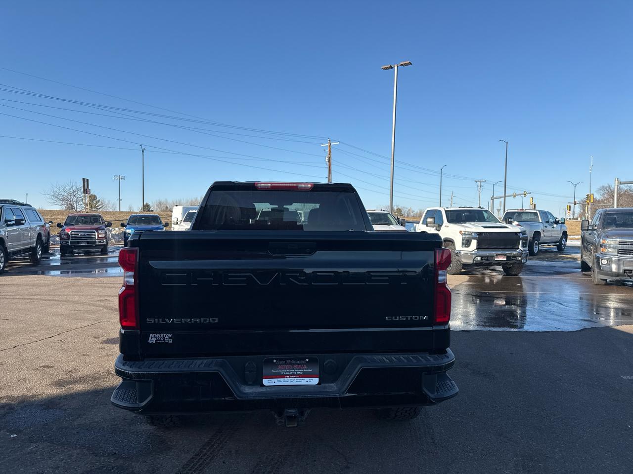 Chevrolet Silverado 1500 Limited Custom Trail Boss Crew Cab Short Box 4WD 2022