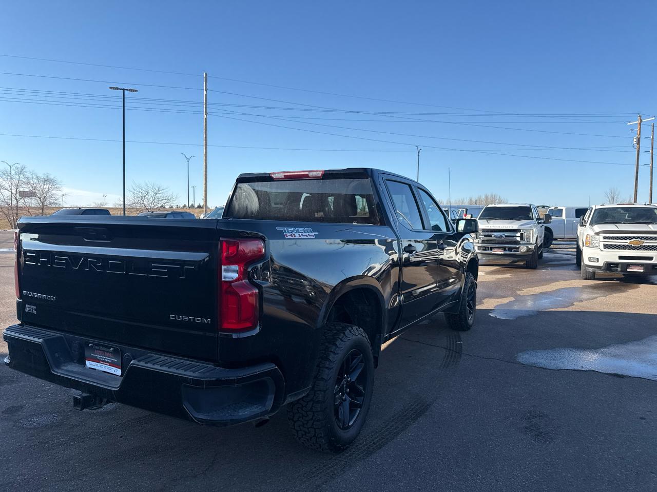 Chevrolet Silverado 1500 Limited Custom Trail Boss Crew Cab Short Box 4WD 2022