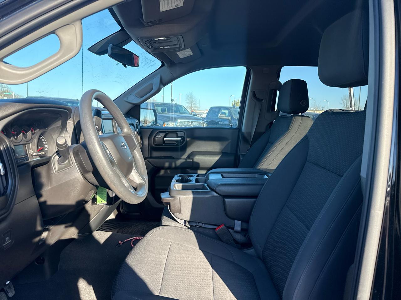 Chevrolet Silverado 1500 Limited Custom Trail Boss Crew Cab Short Box 4WD 2022