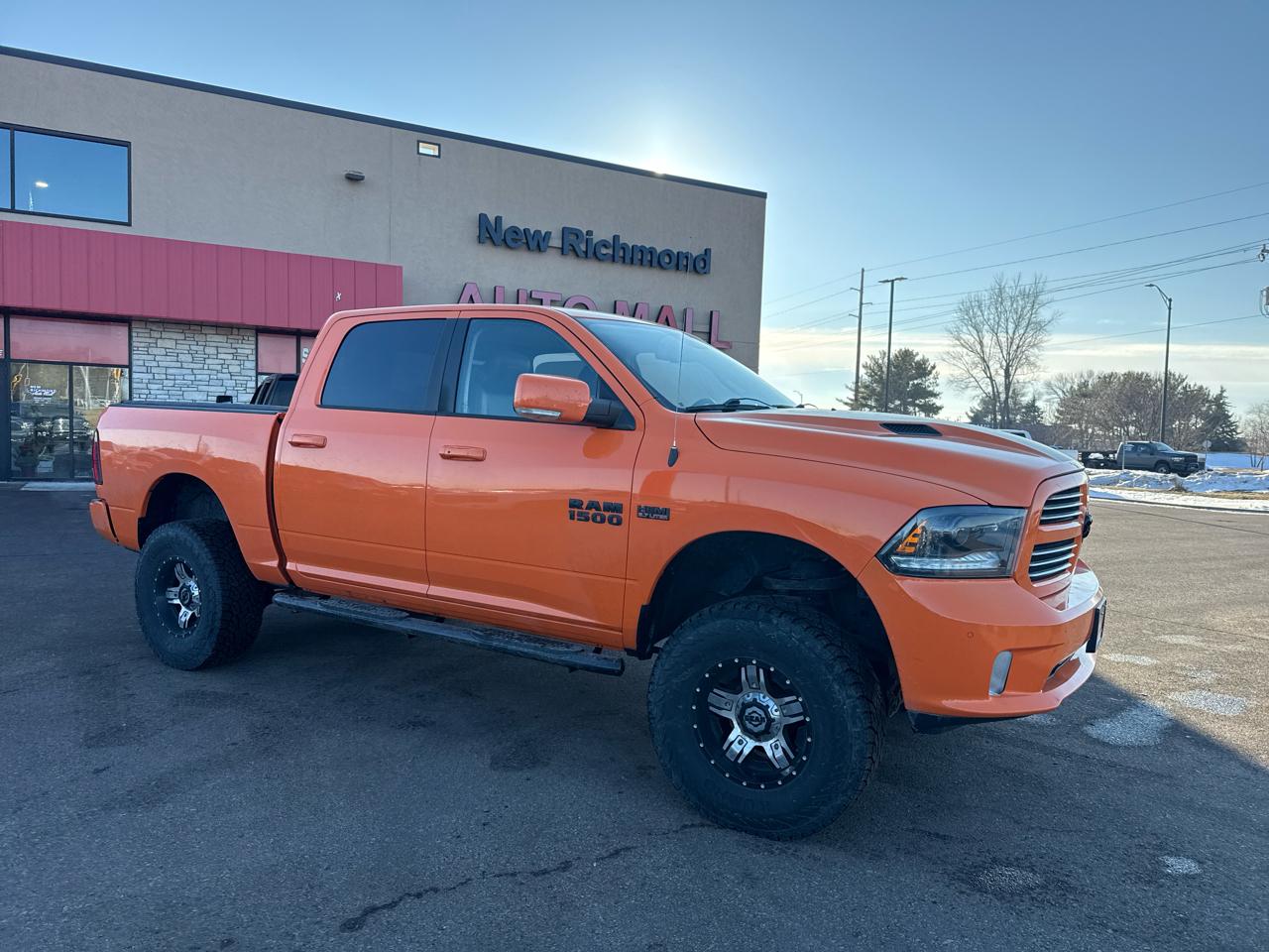 RAM 1500 Sport Crew Cab SWB 4WD 2015