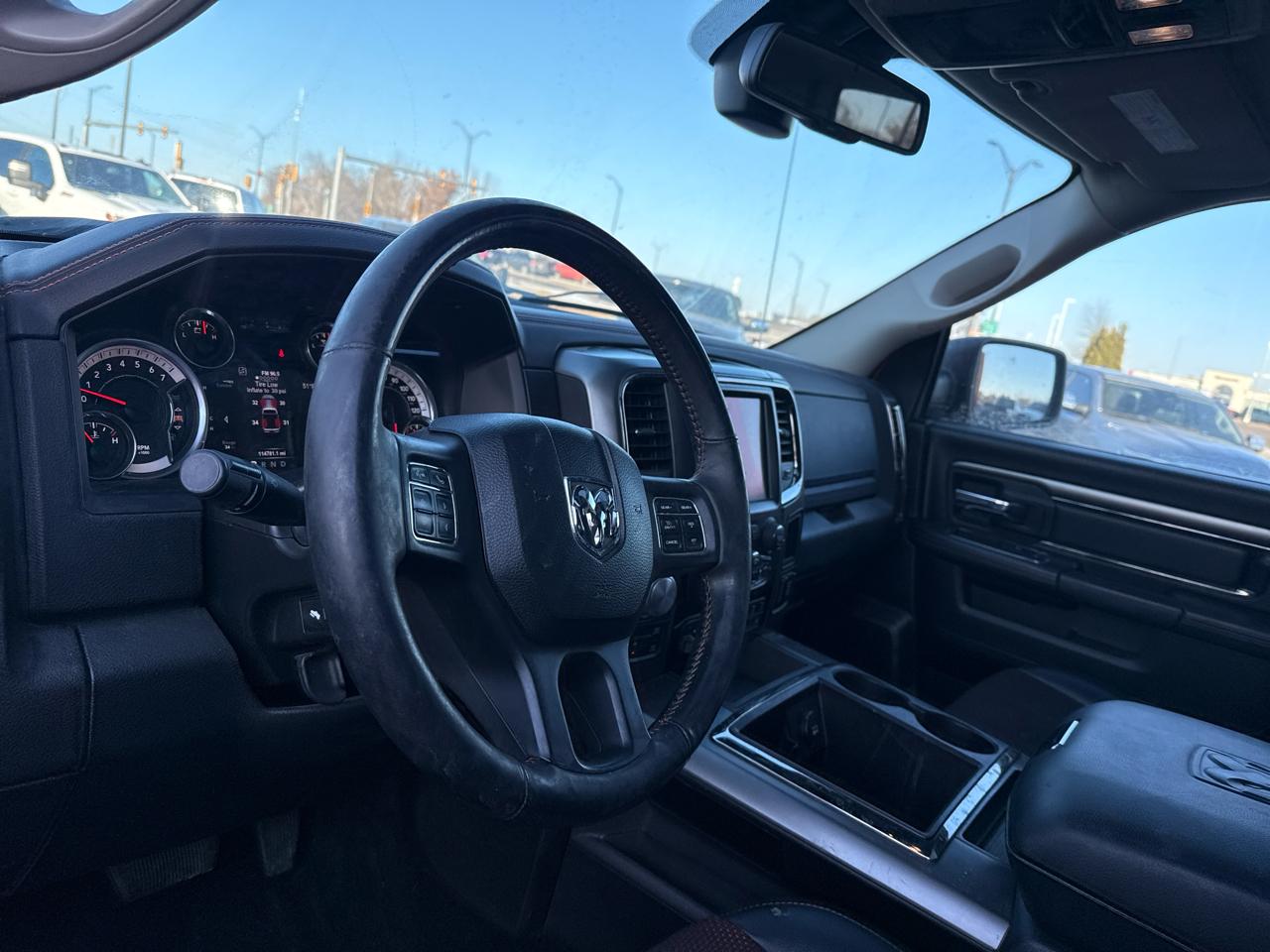 RAM 1500 Sport Crew Cab SWB 4WD 2015