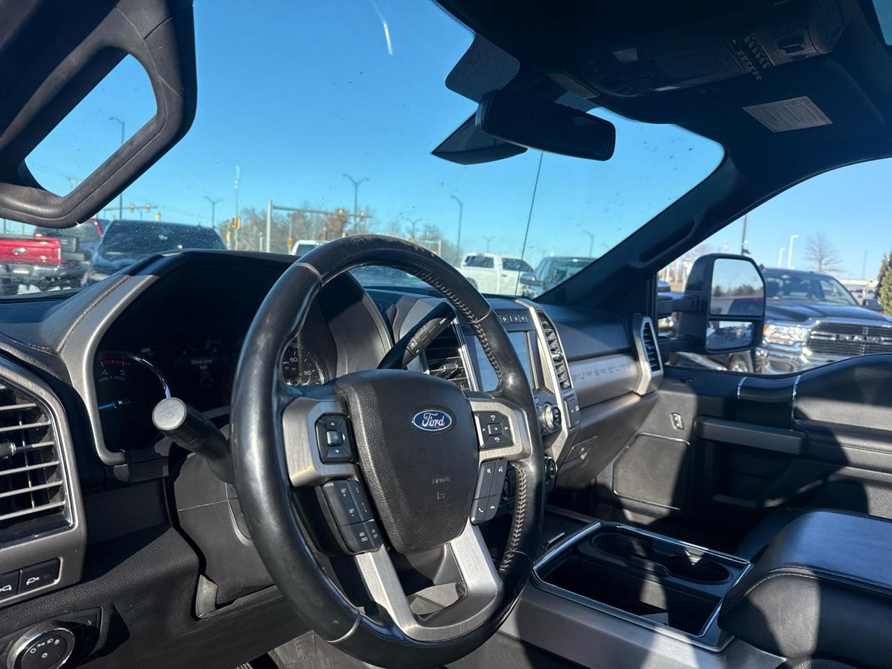 Ford F-350 SD Platinum Crew Cab 4WD 2019