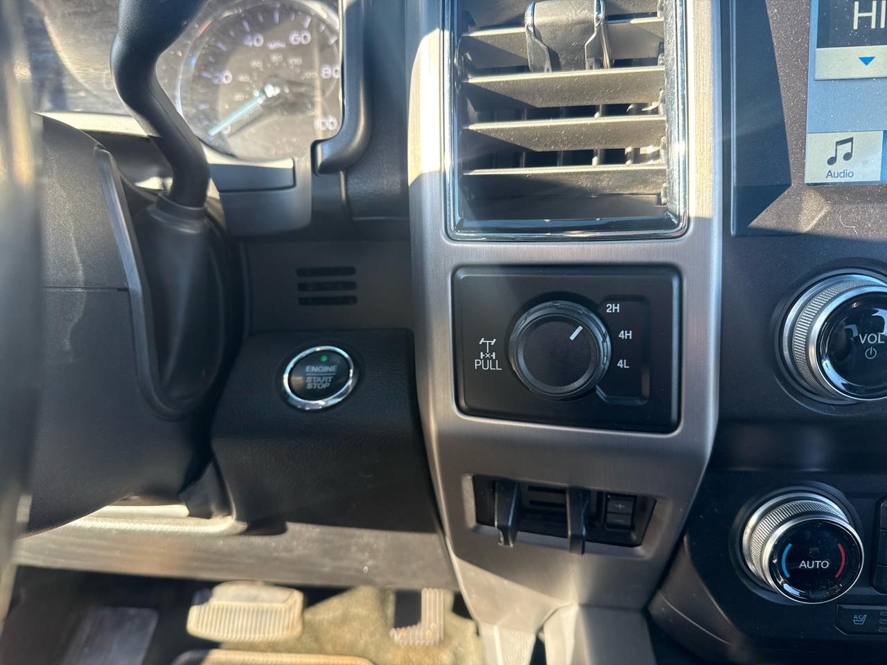 Ford F-350 SD Platinum Crew Cab 4WD 2019