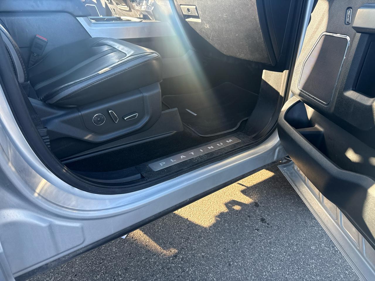 Ford F-350 SD Platinum Crew Cab 4WD 2019