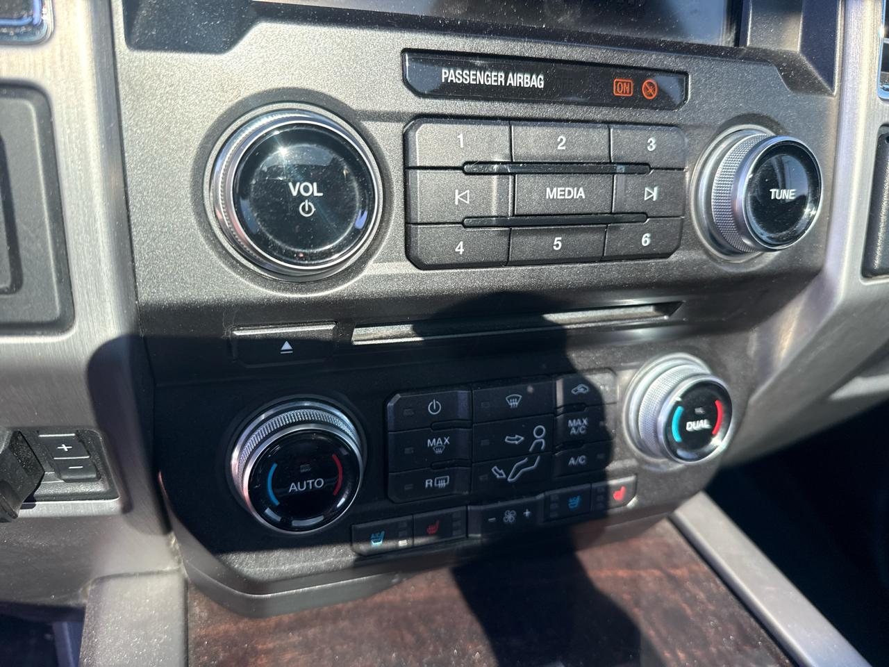 Ford F-350 SD King Ranch Crew Cab 4WD 2017